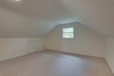 Welcome Home! This updated and upgraded 5 bedrooms, 3 full baths - photo 31