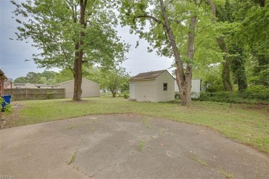 Welcome Home! This updated and upgraded 5 bedrooms, 3 full baths - photo 31