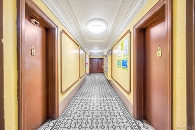 Welcome to this exceptional multi-family residential building - photo 7