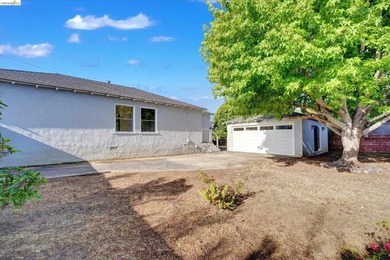 Charming property in Richmond's North & East neighborhood set on - photo 43