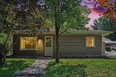 Welcome Home to 403 Mineral Springs Blvd! Imagine waking up in a - photo 2