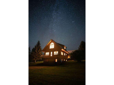 RANGELEY OVERLOOK - This home is in excellent shape, fully year - photo 3