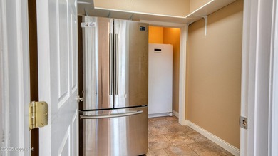 Beautifully maintained 4 bed, 3 bath custom home with 2,624 sq - photo 21