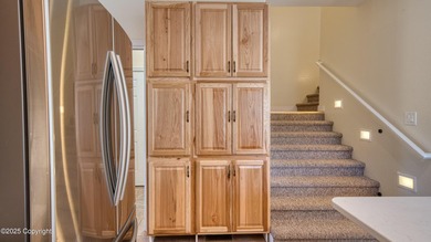 Beautifully maintained 4 bed, 3 bath custom home with 2,624 sq - photo 22