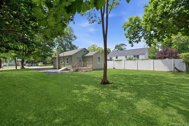 Move right into this refurbished and updated 2 Bedroom Ranch - photo 22