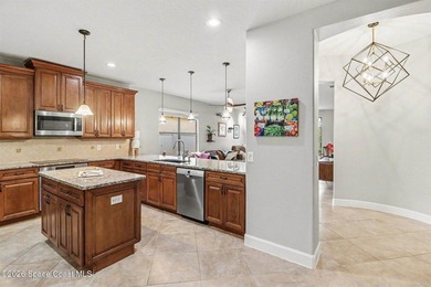 Beautifully updated Mediterranean style home located in the - photo 23