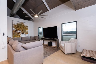 Private barndominium retreat on approximately 71 acres behind a - photo 8