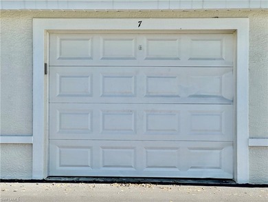 1 CAR GARAGE INCLUDED! updated 3rd-floor condo in the highly - photo 22