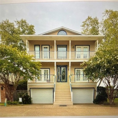 Lake Home For Sale in Shreveport, Louisiana