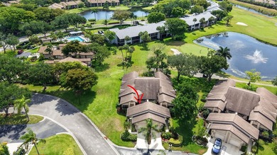 Beautiful 3 bedroom 2.5 Bathroom 1.5 Garage Villa with golf - photo 1