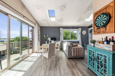 Welcome To The Anchorage - A Beautifully Updated 1 Bedroom, 1 - photo 4