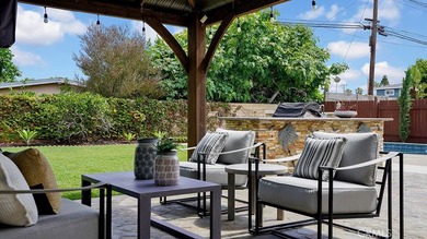 THE PINNACLE OF COSTA MESA LUXURY. In a market of predictable - photo 8