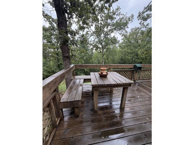 Escape to the peace and privacy of country living with this cozy - photo 9