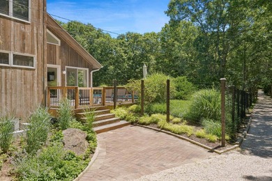 Light-filled estate on 1.56 private acres, recently upgraded - photo 14