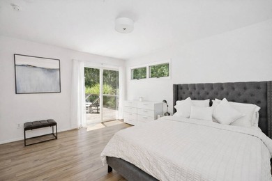 Light-filled estate on 1.56 private acres, recently upgraded - photo 15