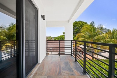 Minutes from Coral Gables, on a quiet, tree-lined street in one - photo 19