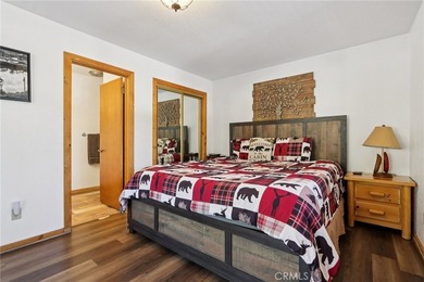 Moonridge mountain chalet with ski slope views! Nestled in the - photo 27