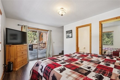 Moonridge mountain chalet with ski slope views! Nestled in the - photo 28