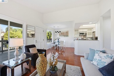 Bright and private end-unit condo in Fremont's desirable - photo 8
