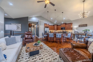 Stunning villa in the gated, resort-style community of Old - photo 10