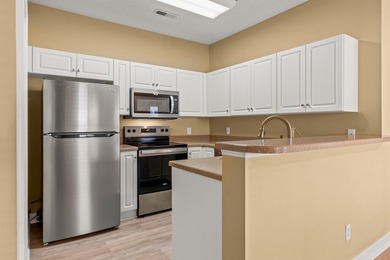 NEWLY REFRESHED & MOVE-IN READY! Discover this inviting - photo 14