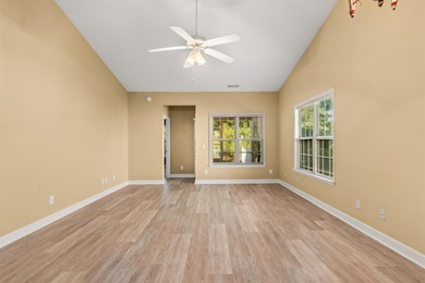 NEWLY REFRESHED & MOVE-IN READY! Discover this inviting - photo 19