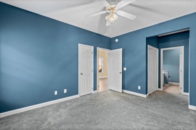 NEWLY REFRESHED & MOVE-IN READY! Discover this inviting - photo 25