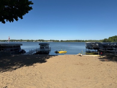 Turnkey Home On Hamilton Lake SOLD - photo 4
