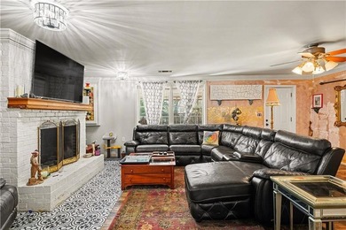 Welcome to 267 Macon Street in the heart of Monticello, GA! This - photo 3