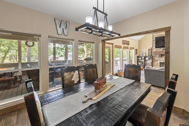 Welcome to 233 E El Dorado-an updated and well-appointed - photo 11