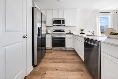The Littleton floor plan offers 4 bedrooms, 2.5 baths, and 1,891 - photo 11