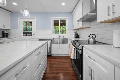 Welcome to 4169 Hemlock Trail! This tri-level beauty has been - photo 11