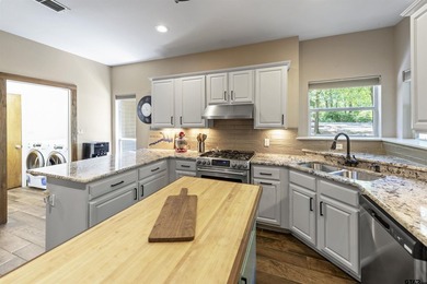 Welcome to 233 E El Dorado-an updated and well-appointed - photo 12