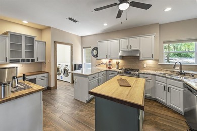 Welcome to 233 E El Dorado-an updated and well-appointed - photo 14