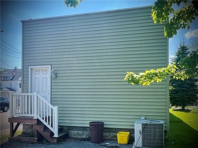 This unique 1,080 sq. ft. corner property is currently operating - photo 15