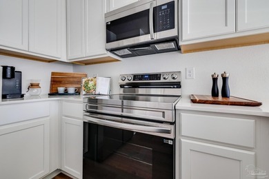 The Littleton floor plan offers 4 bedrooms, 2.5 baths, and 1,891 - photo 15