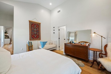 Custom built 3-bedroom Florida cottage with a metal roof, modern - photo 16
