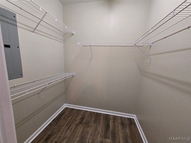 Stunning Remodeled 3BR/2BA Home on 1.14 Acres with Morter Creek