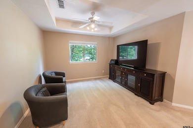 Welcome to 233 E El Dorado-an updated and well-appointed - photo 23