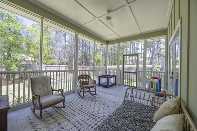 Custom built 3-bedroom Florida cottage with a metal roof, modern - photo 24