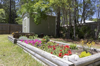 Custom built 3-bedroom Florida cottage with a metal roof, modern - photo 32