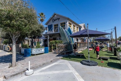 Custom built 3-bedroom Florida cottage with a metal roof, modern - photo 37