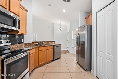 Don't miss your chance to snag this fabulous family Waterfront - photo 3