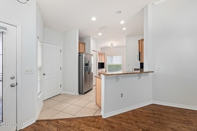Don't miss your chance to snag this fabulous family Waterfront - photo 6