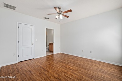 Don't miss your chance to snag this fabulous family Waterfront - photo 10