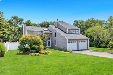 Welcome Home To 859 Pine Avenue, West Islip: A Stunning - photo 2