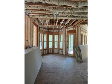 The ultimate in luxury and amenities in the Highlands and - photo 53