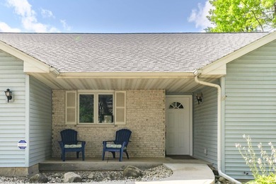 This great split-bedroom Ranch features spacious rooms, an open - photo 2