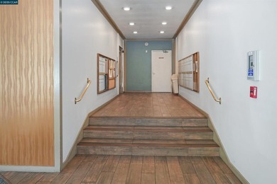 Welcome to resort-style living at The Keys in Walnut Creek! This