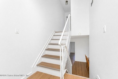 Welcome to this well-maintained single-family semi-attached home - photo 16